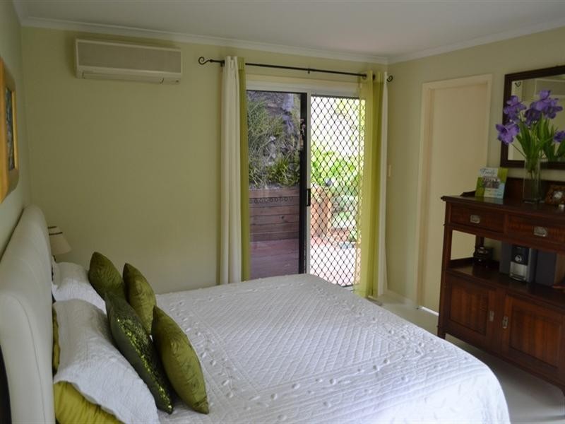 Pacific Pines QLD 4211