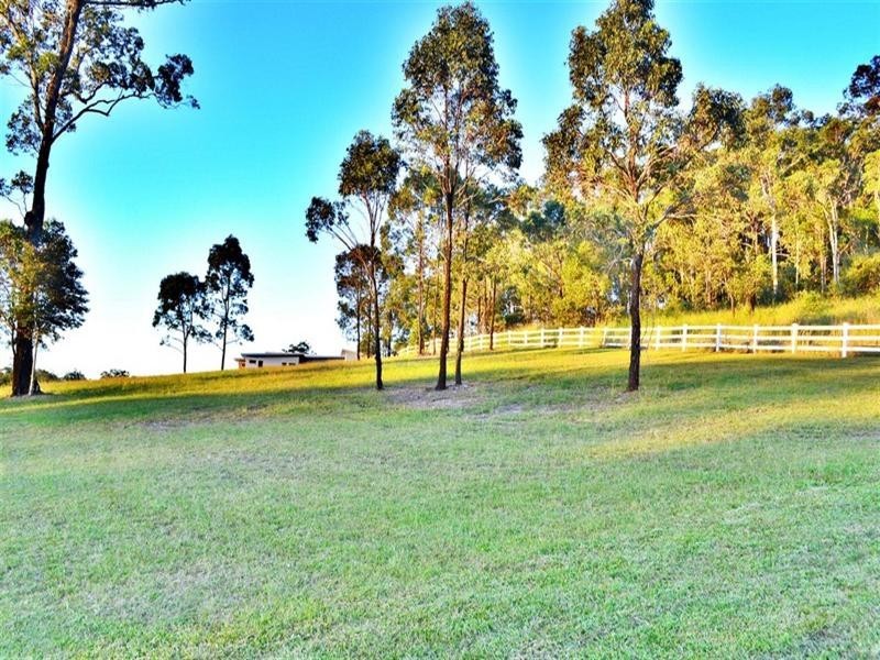 2 Cardiff Close, Maudsland QLD 4210