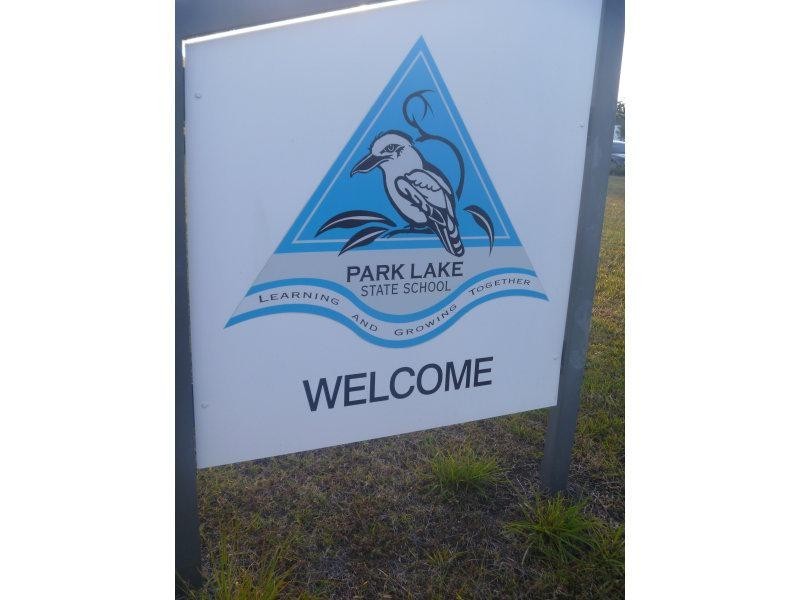 7 Rise Circuit, Pacific Pines QLD 4211