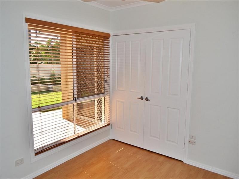 32 Conifer Crescent, Broadbeach Waters QLD 4218