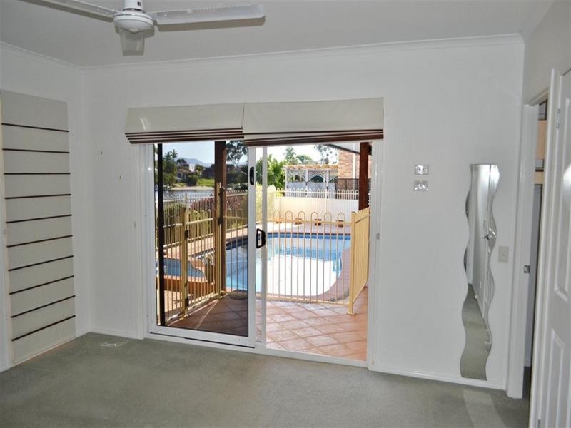 32 Conifer Crescent, Broadbeach Waters QLD 4218