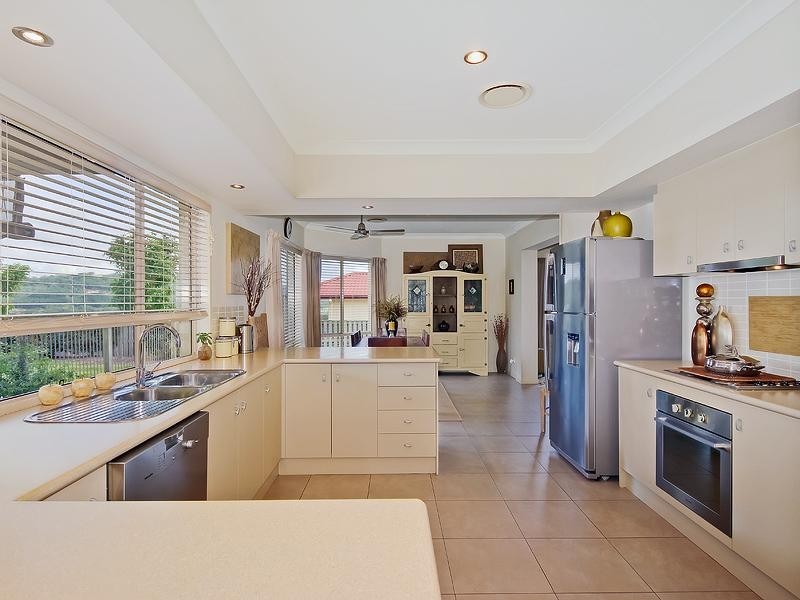 84 Salvado Drive, Pacific Pines QLD 4211