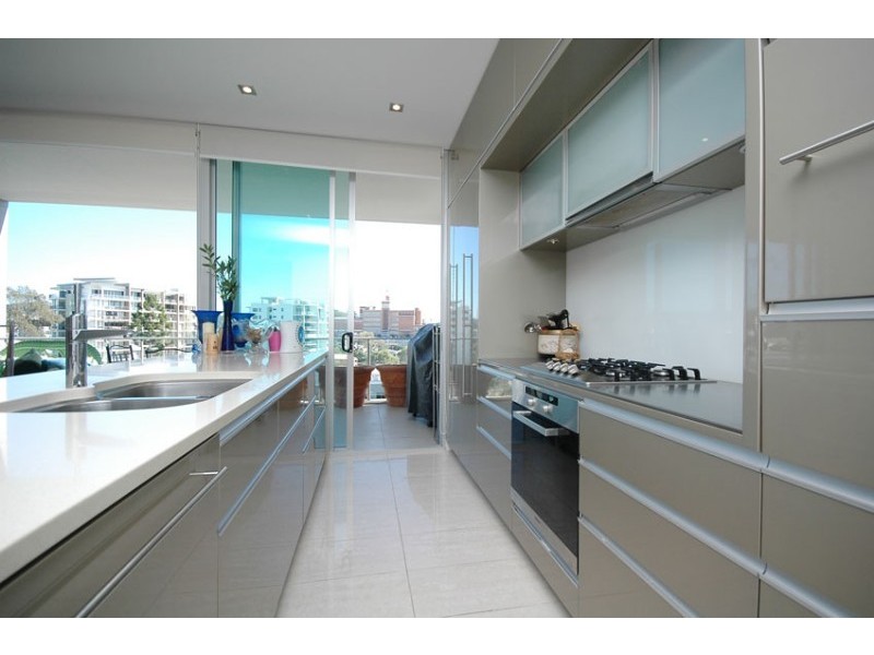 205 Coronation Drive, Milton QLD 4064