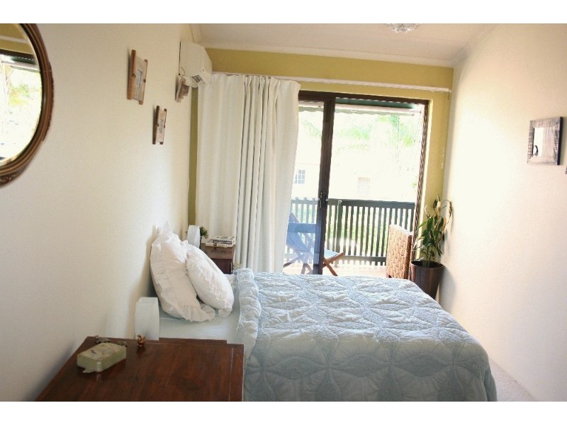 2/25 Bayliss Street, Toowong QLD 4066