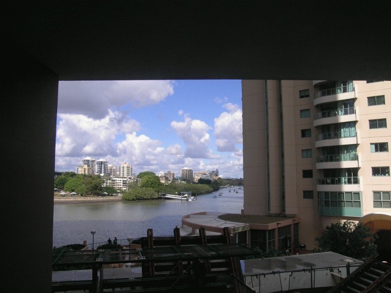 30 Macrossan Street, Brisbane QLD 4000