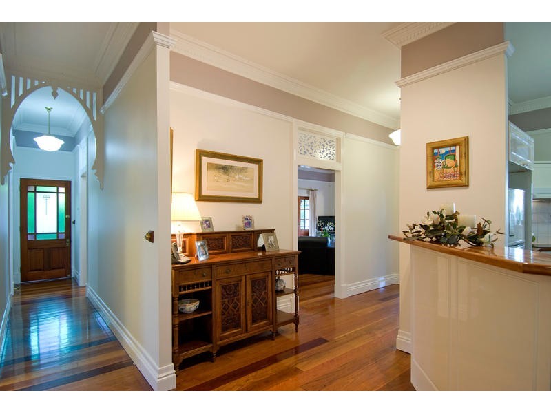 7 Elston Street, Red Hill QLD 4059