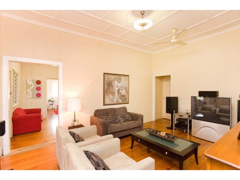 19 Haig Street, Ashgrove QLD 4060