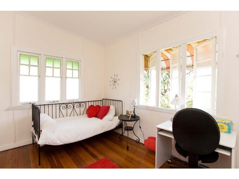 19 Haig Street, Ashgrove QLD 4060