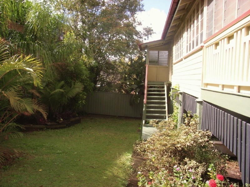 22 Jubilee Terrace, Ashgrove QLD 4060