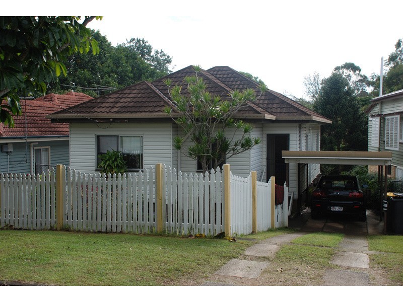 39 Fletcher Parade, Bardon QLD 4065