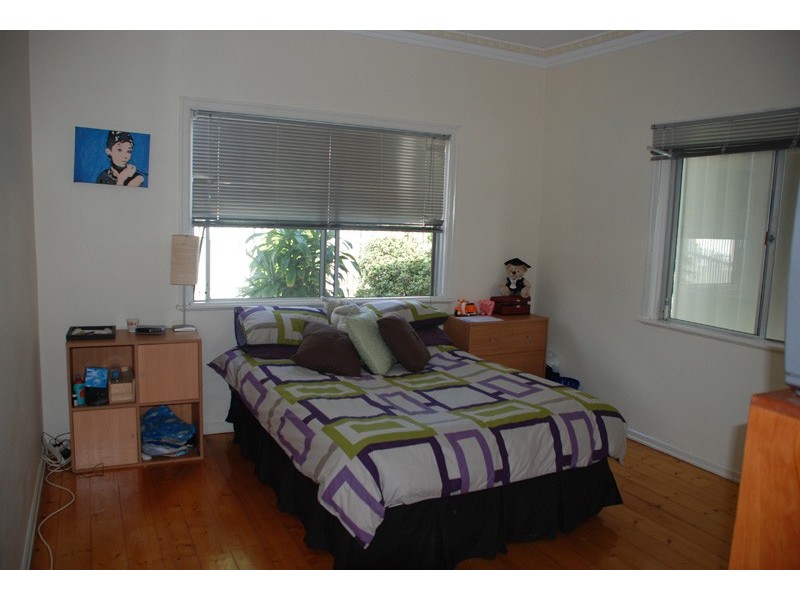 39 Fletcher Parade, Bardon QLD 4065