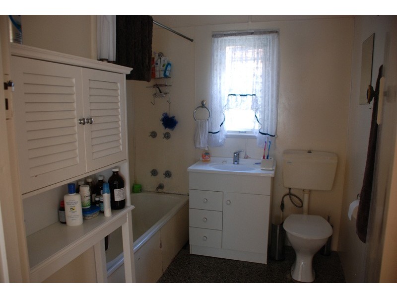 39 Fletcher Parade, Bardon QLD 4065