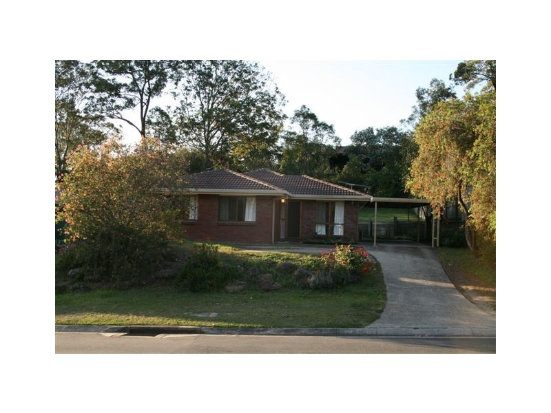 31 Wyndarra Street, Kenmore QLD 4069