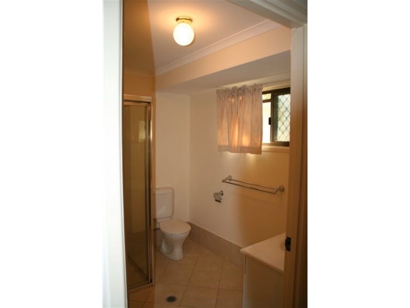 31 Wyndarra Street, Kenmore QLD 4069