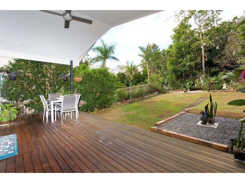 37 Crown Street, Bardon QLD 4065