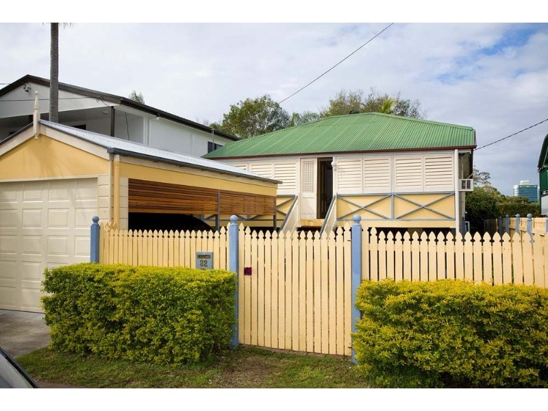 32 Haig Road, Milton QLD 4064