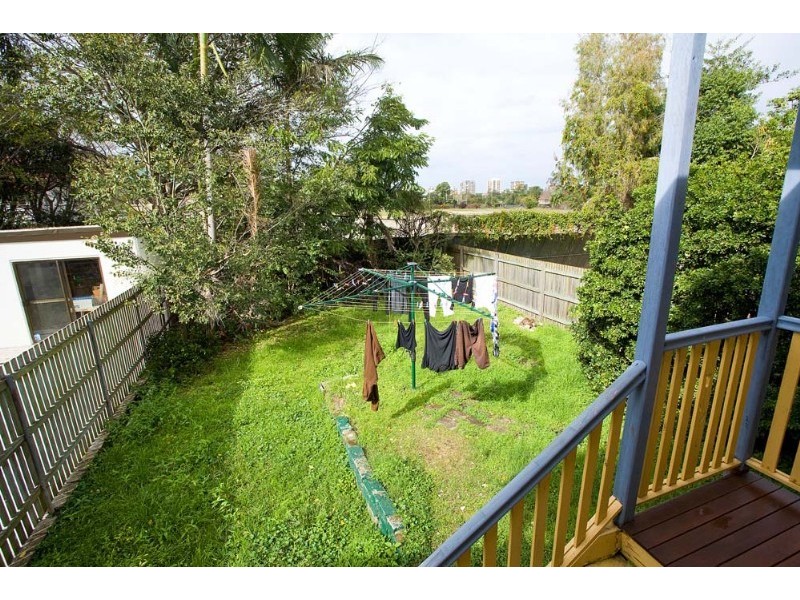 32 Haig Road, Milton QLD 4064