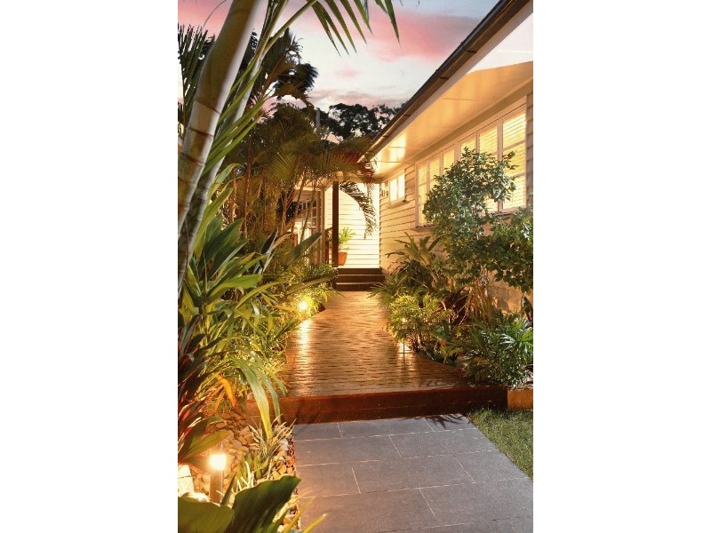 42 Yoku Road, Ashgrove QLD 4060