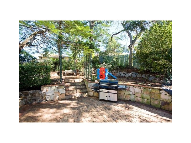 24 Findlay Street, Ashgrove QLD 4060