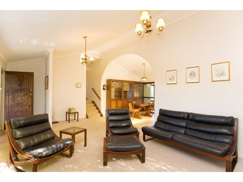 9 Nearco Street, Fig Tree Pocket QLD 4069