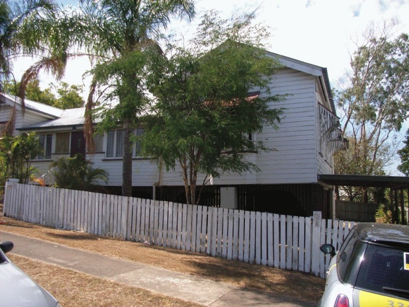 9 Gillingham Street, Woolloongabba QLD 4102