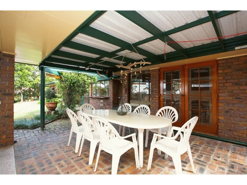 19 Tingward Street, The Gap QLD 4061