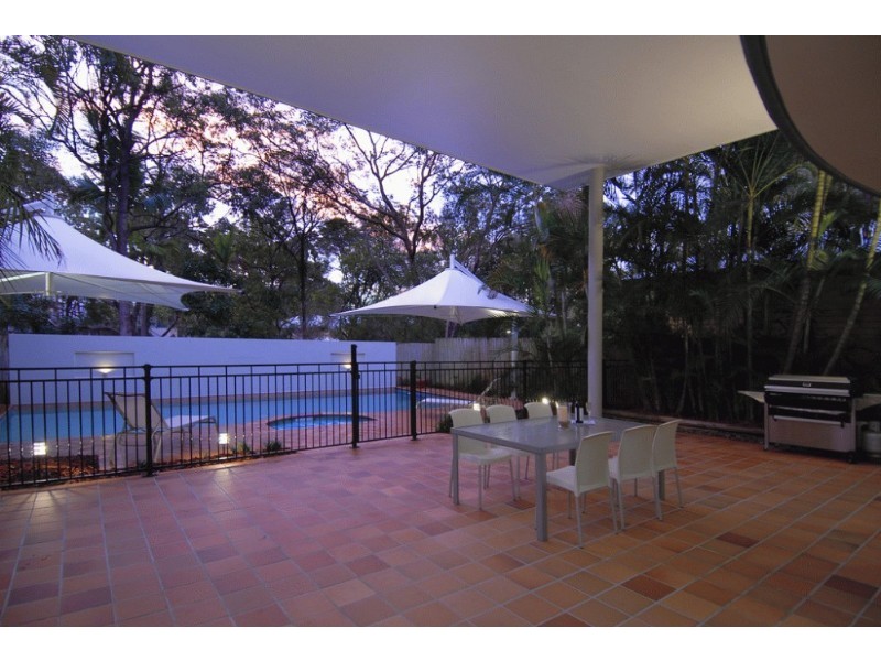 47 Stuartholme Road, Bardon QLD 4065