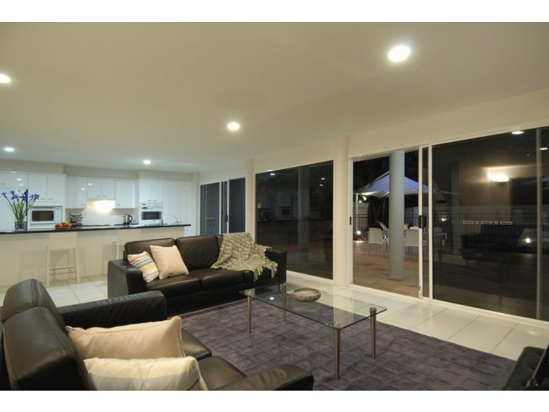 47 Stuartholme Road, Bardon QLD 4065
