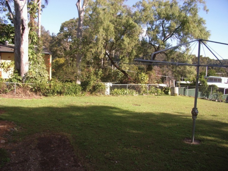 27 Glenmore Street, The Gap QLD 4061