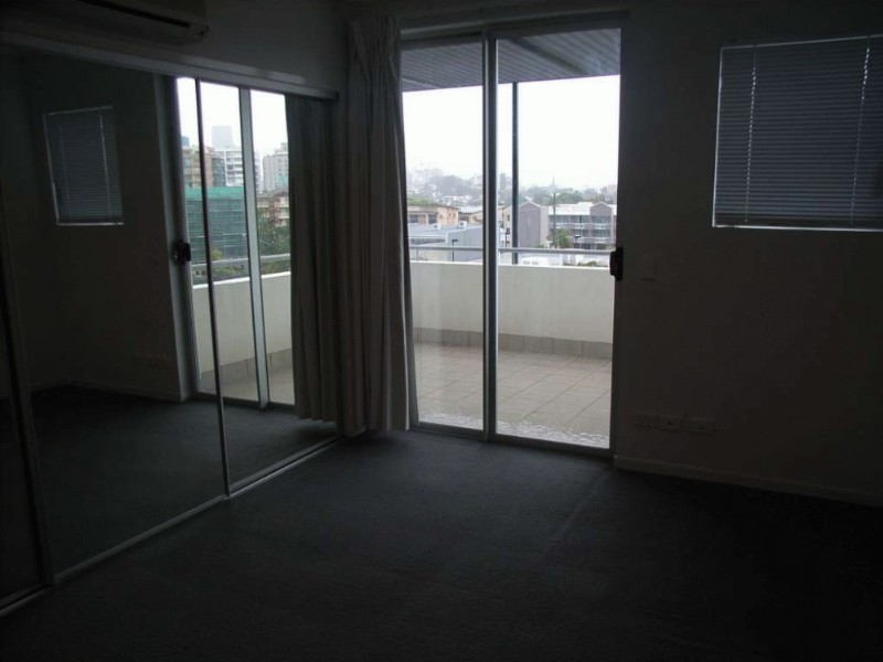 307/33 Lytton Road, East Brisbane QLD 4169