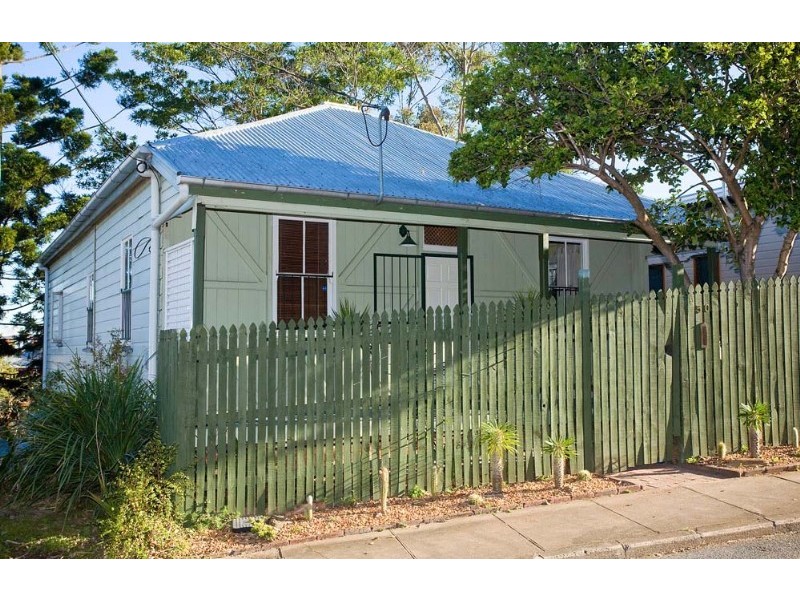 50 Cambridge Street, Red Hill QLD 4059