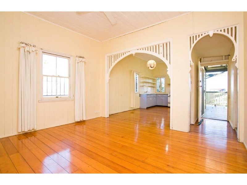 50 Cambridge Street, Red Hill QLD 4059