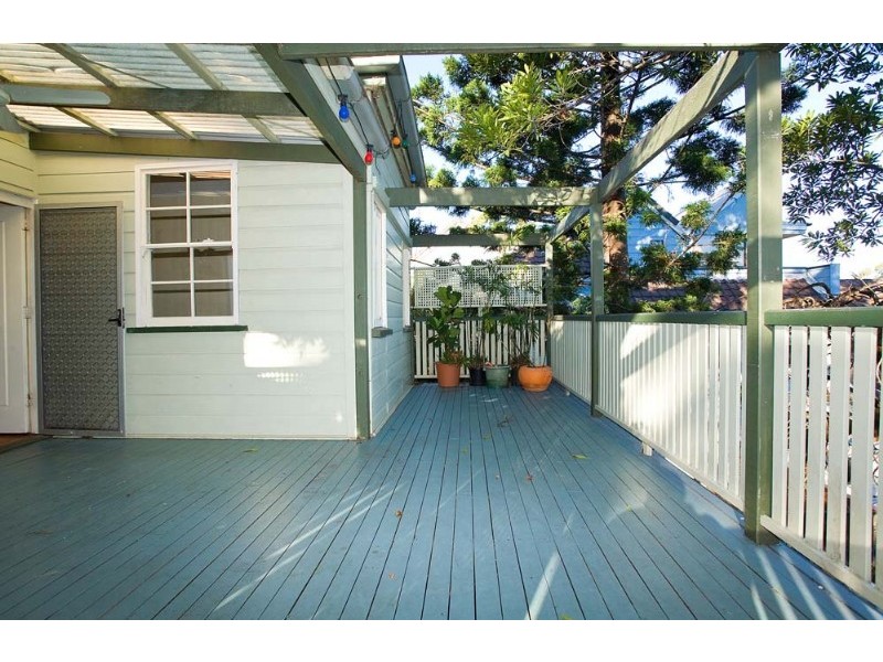 50 Cambridge Street, Red Hill QLD 4059