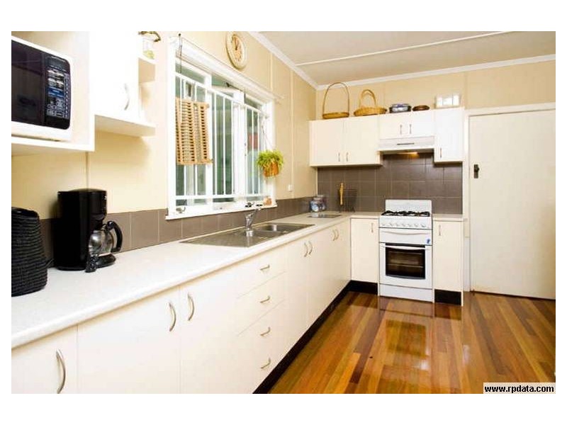 15 Judith Street, Ashgrove QLD 4060