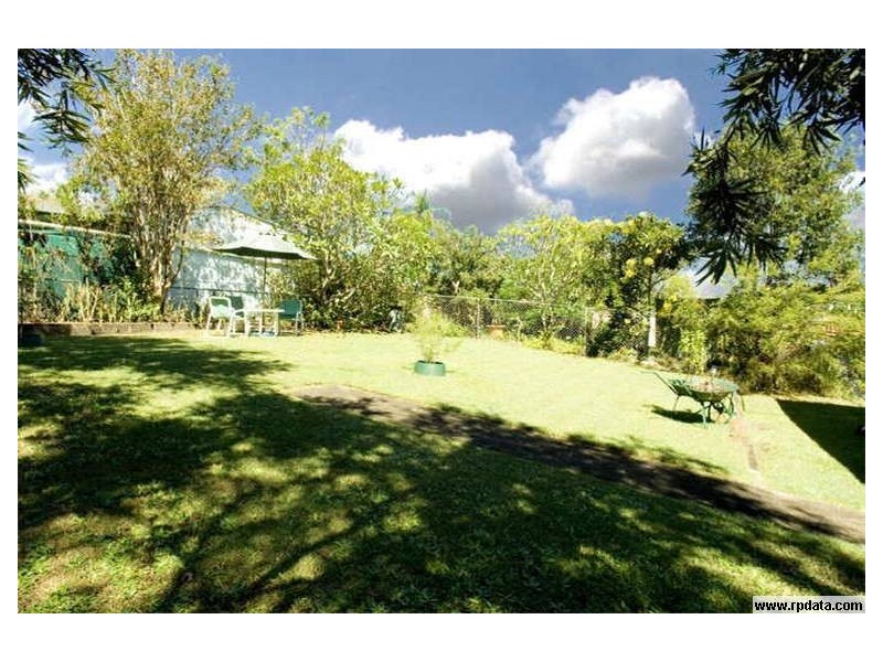 15 Judith Street, Ashgrove QLD 4060