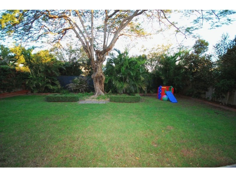 12 Hall Street, Paddington QLD 4064