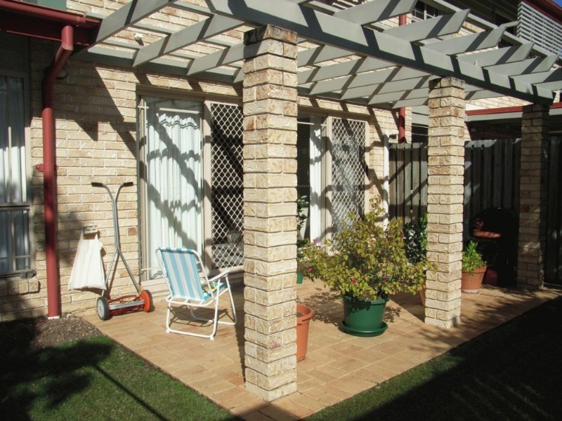 28/360 Simpsons Road, Bardon QLD 4065