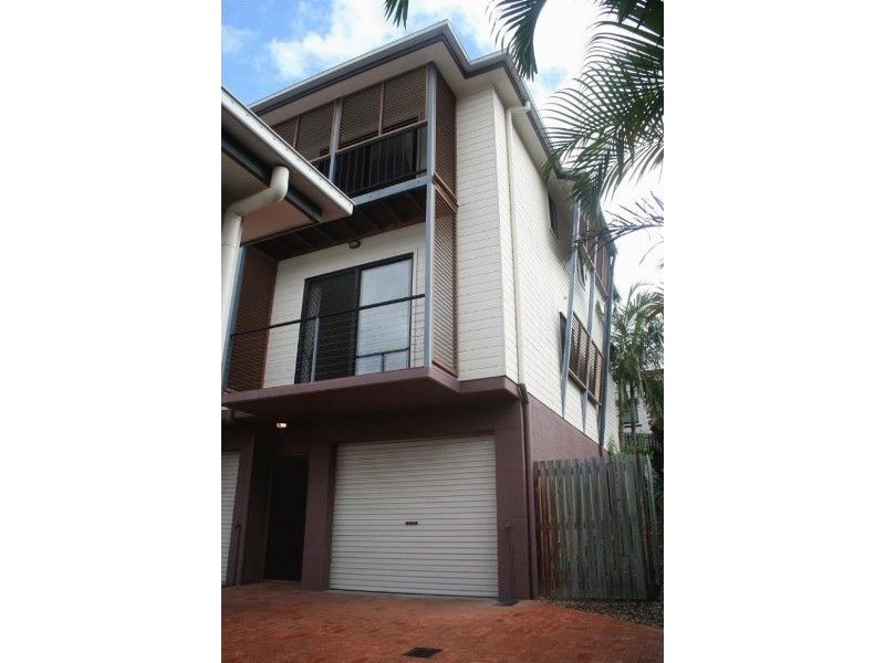 12/24 Arthur Terrace, Red Hill QLD 4059