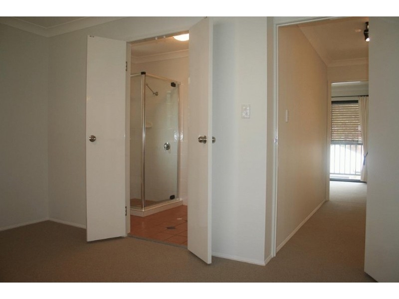 12/24 Arthur Terrace, Red Hill QLD 4059