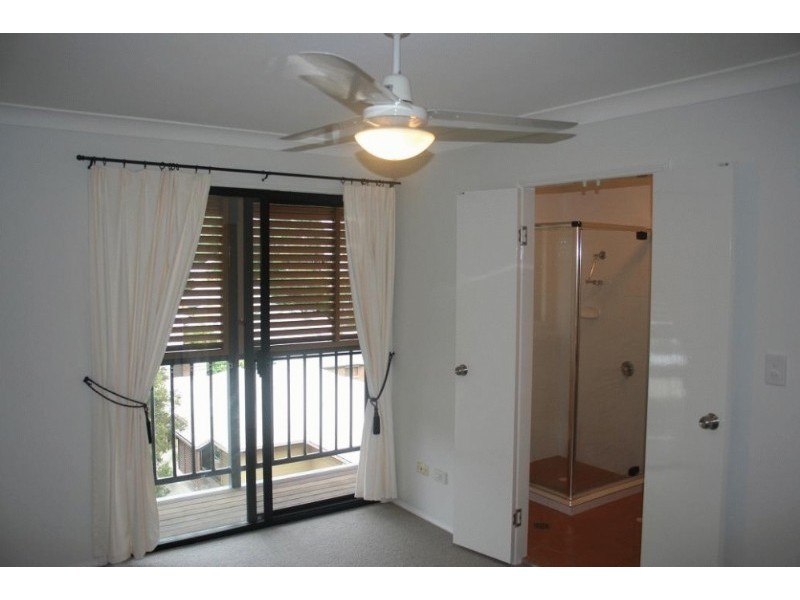 12/24 Arthur Terrace, Red Hill QLD 4059