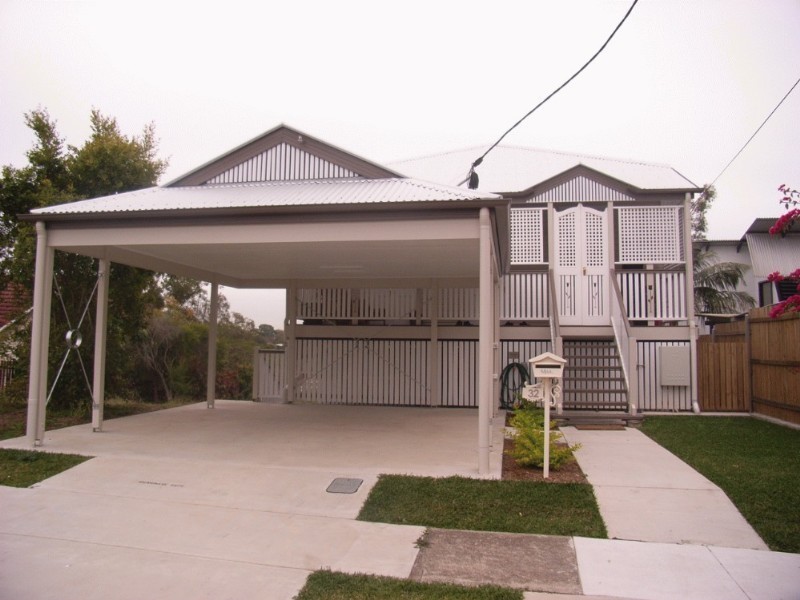 32 Harwood Street, Bardon QLD 4065