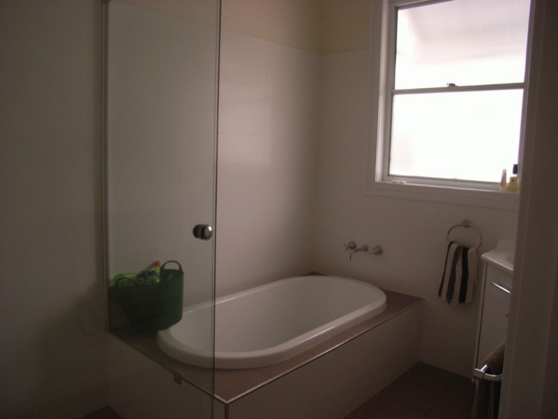 32 Harwood Street, Bardon QLD 4065