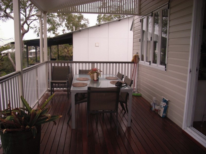 32 Harwood Street, Bardon QLD 4065