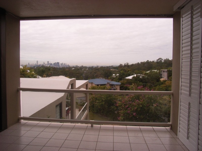 3/6 Golden Orchid Drive, Bardon QLD 4065