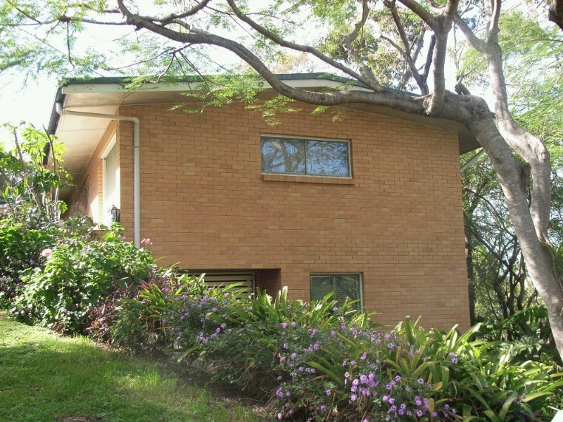 2/94 Hebe Street, Bardon QLD 4065