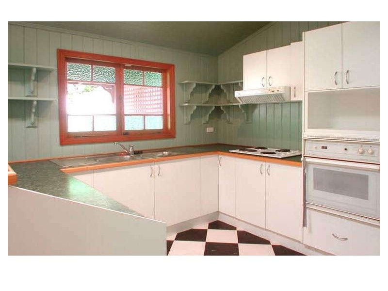 24 Coronation Street, Bardon QLD 4065