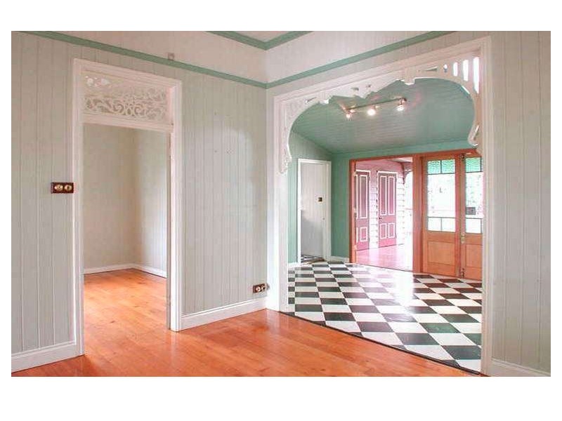 24 Coronation Street, Bardon QLD 4065