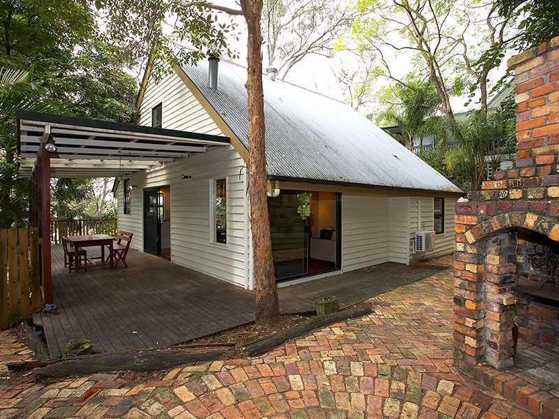 71 Forrester Terrace, Bardon QLD 4065