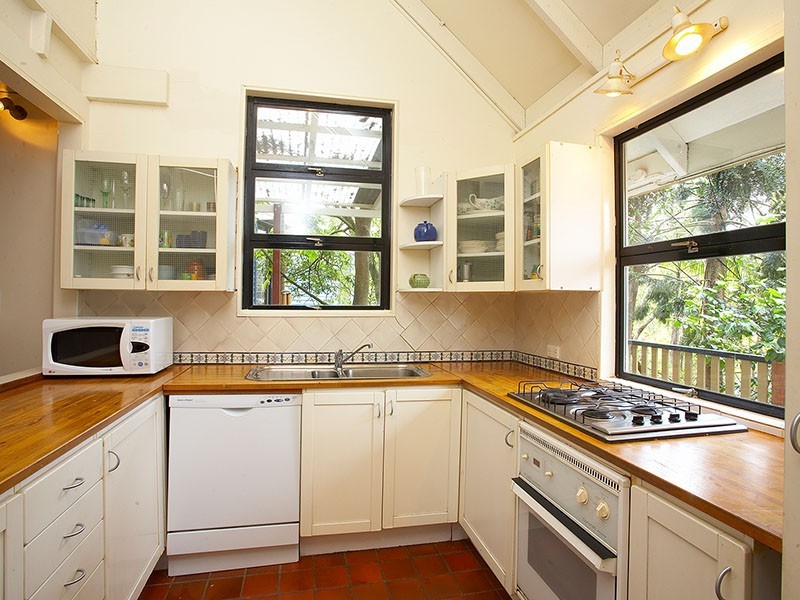 71 Forrester Terrace, Bardon QLD 4065