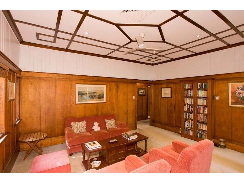 19 Gerler Street, Bardon QLD 4065